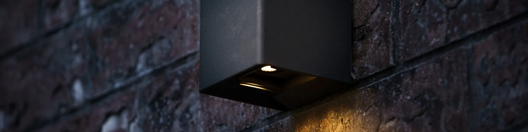 Ixion 230W 2